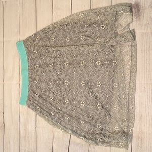 Lularoe Lola Large Gray lace with elastic waistband NWOT